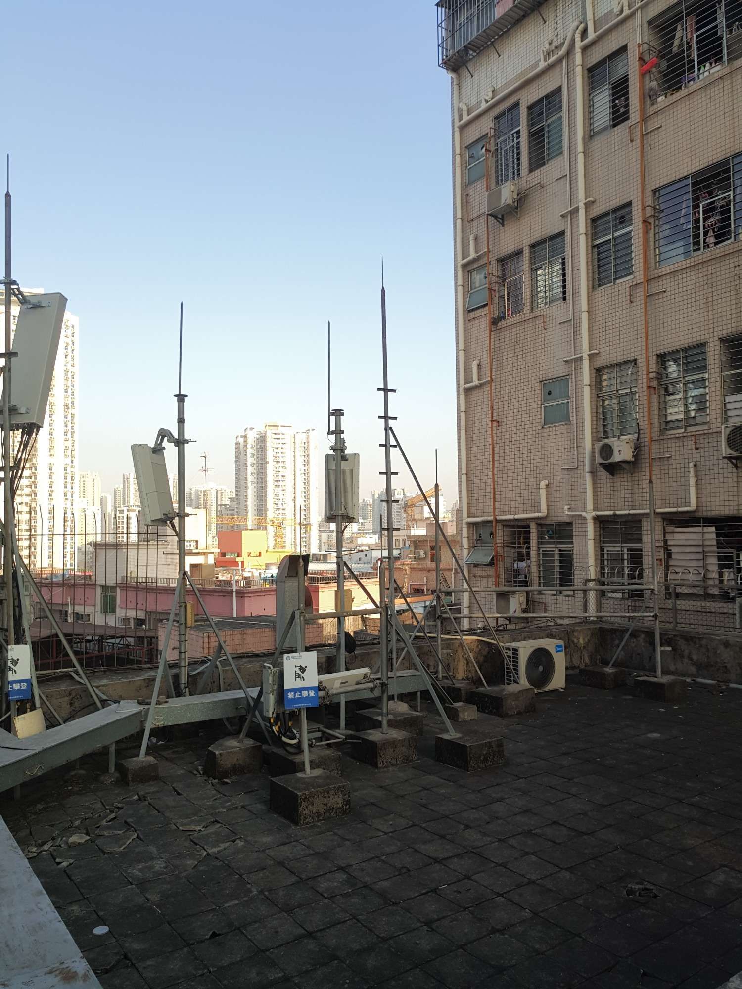 aau实物 - 设备商讨论区 - 通信人家园 - powered by c114