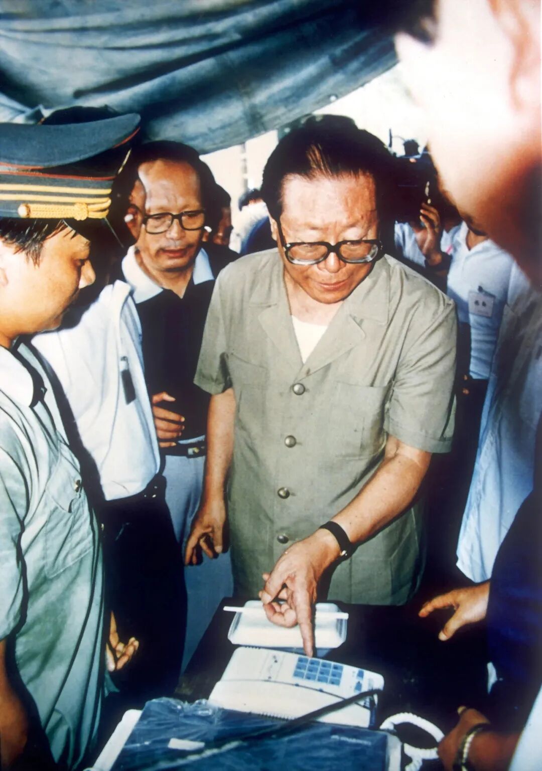 640?wx_fmt=jpeg&from=appmsg#imgIndex=3