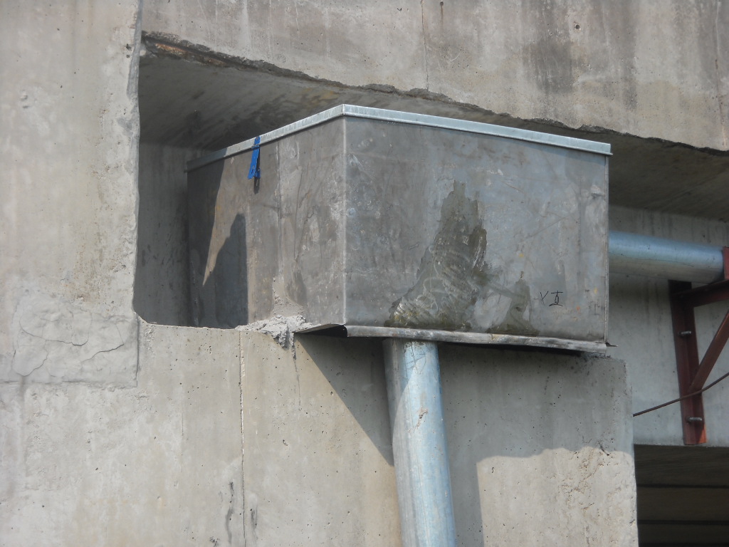 求助求高手解决下这个通信管道手孔设计方案